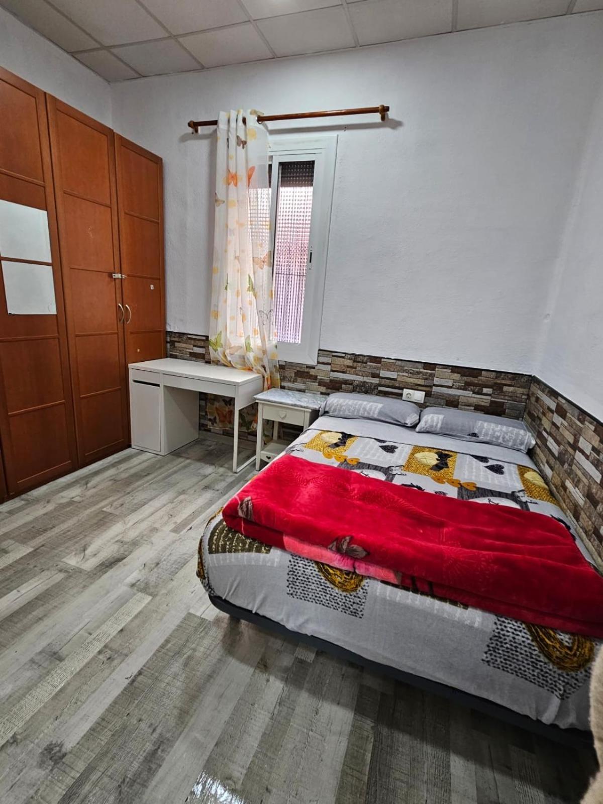 Habitacion Doble Con Bano Privado L’Hospitalet de Llobregat Zewnętrze zdjęcie