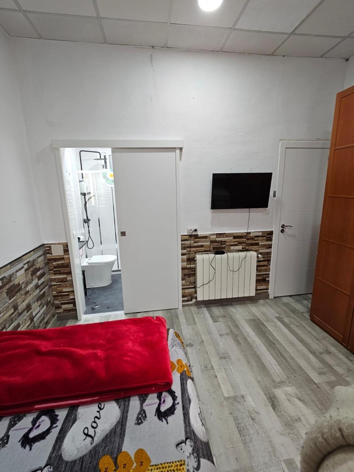 Habitacion Doble Con Bano Privado L’Hospitalet de Llobregat Zewnętrze zdjęcie